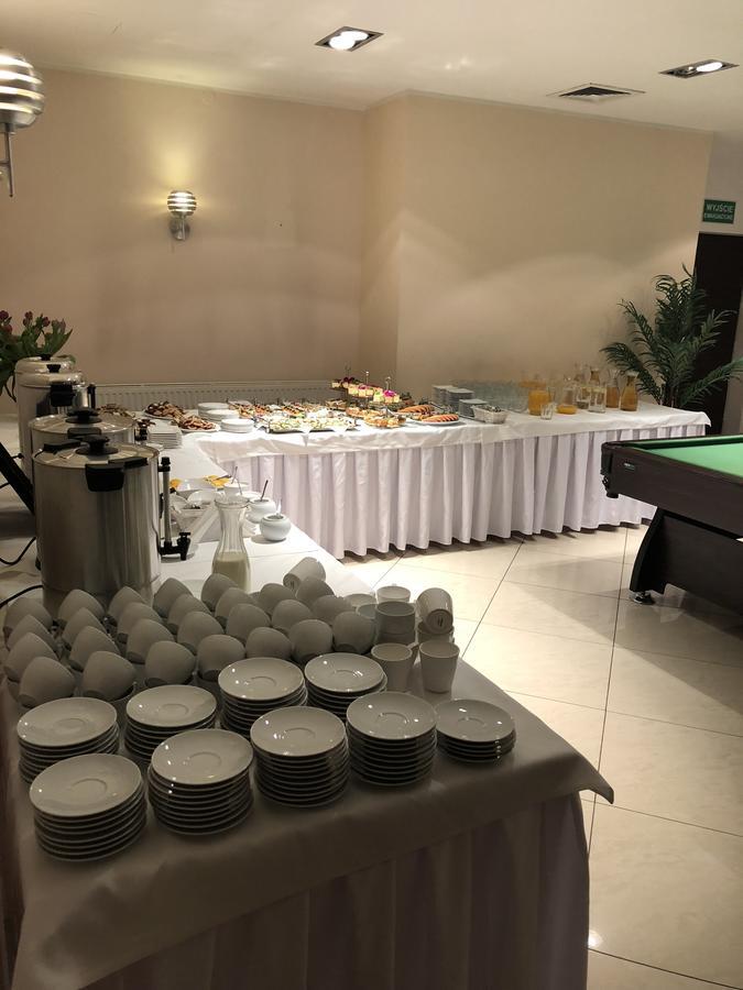 M Hotel Λοτζ Εξωτερικό φωτογραφία