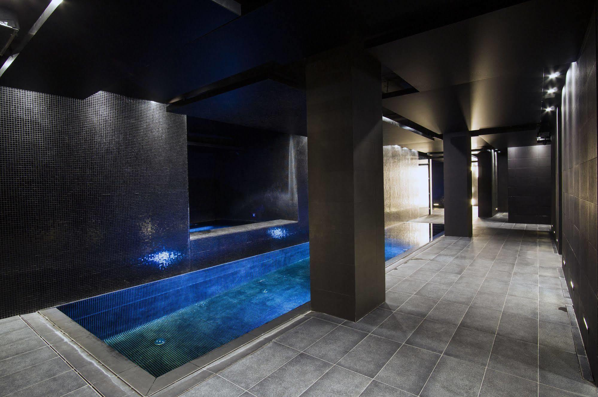 M Hotel Λοτζ Εξωτερικό φωτογραφία